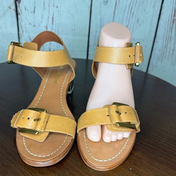 Pour La Victoire Shoes - Pour La VICTOIRE women’s buckled ankle wrap cognac leather sandals 2.5 Heels 7